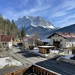 ホームステイ Haus Gruenstein ビーバーヴィアー