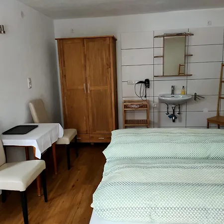 Homestay Haus Grunstein Biberwier